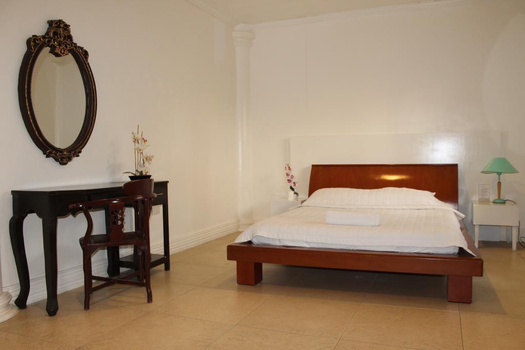 Prince Hotel Angeles Esterno foto